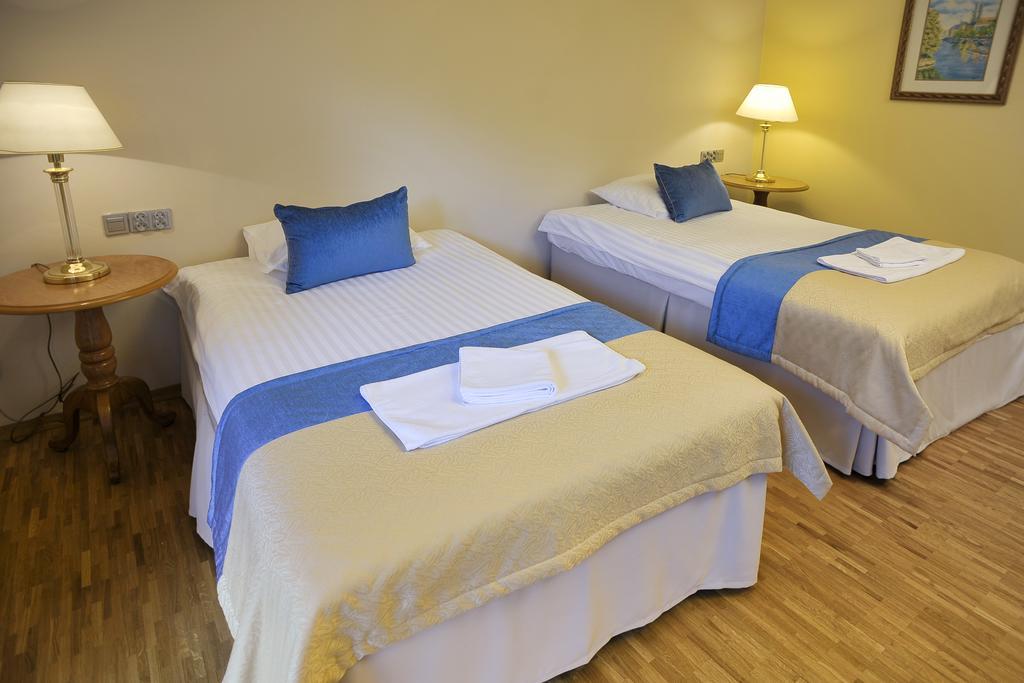 Hotel Mir-Jan Spa Ladek-Zdroj Room photo