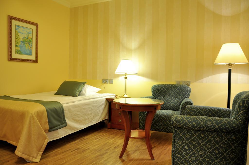 Hotel Mir-Jan Spa Ladek-Zdroj Room photo