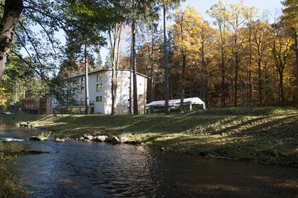 Hotel Mir-Jan Spa Ladek-Zdroj Exterior photo